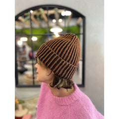 KNIT FOR CHARITY 2025 – LAVORARE A MAGLIA PER BENEFICENZA 2025