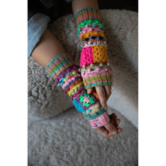 Laine - 52 Weeks of scrap yarn