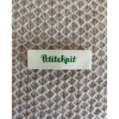 PetiteKnit - Label