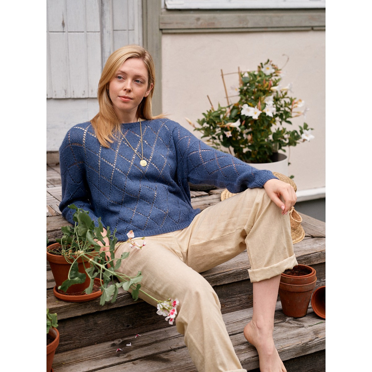 Laine Magazine - 29 Damson