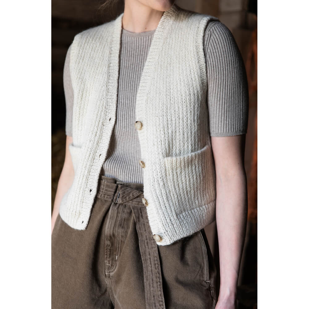 Laine - Tukubook : Nordic Knits. Silent Strength. - PREORDINE