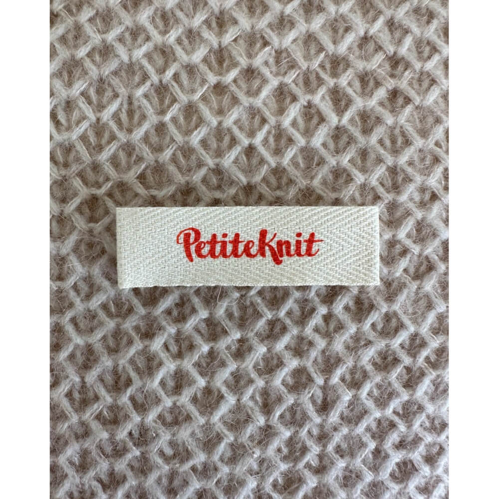 PetiteKnit - Label